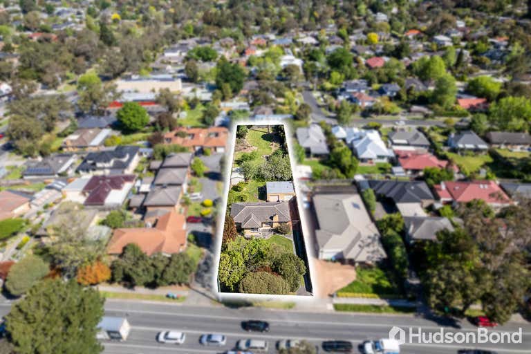 72 Eastfield Road Croydon South VIC 3136 - Image 2