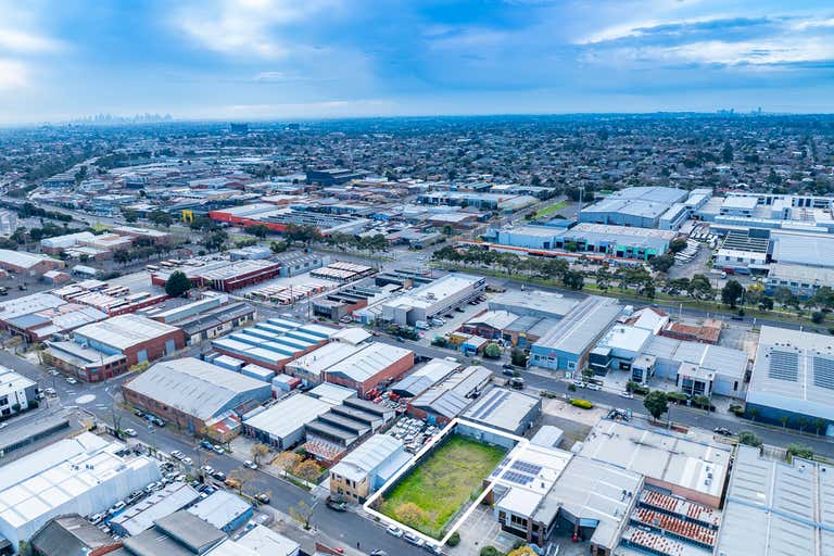 21 Manton Road Oakleigh South VIC 3167 - Image 3