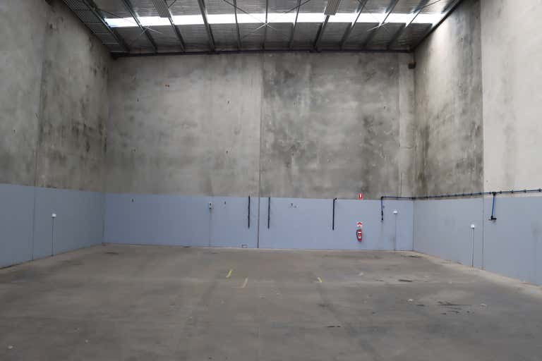 5/24-28 Eucumbene Drive Ravenhall VIC 3023 - Image 3