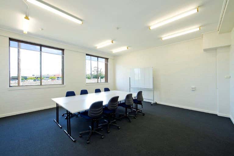 Northlink Offices, 11/17 Comalco Crt Thomastown VIC 3074 - Image 2