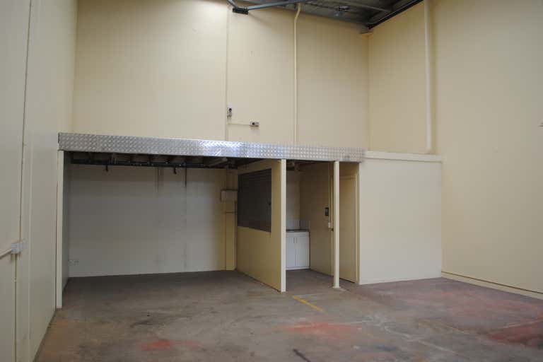 Unit 2, 11-15 Gardner Court Wilsonton QLD 4350 - Image 3