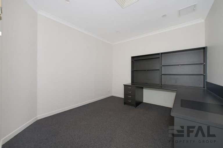 Suite  10 & 11, 204 Oxford Street Bulimba QLD 4171 - Image 4