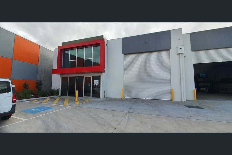 1/53 Ravenhall Way Ravenhall VIC 3023 - Image 1