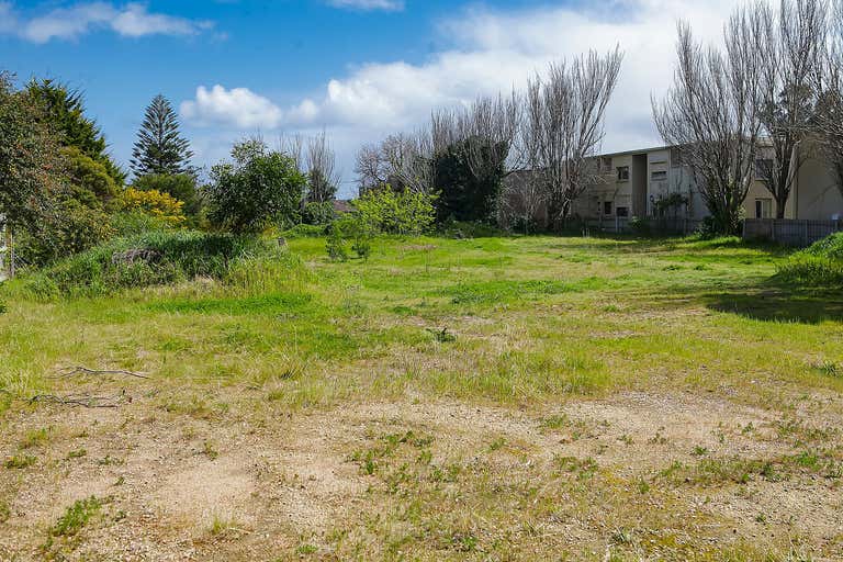 398400 Nepean Highway, Frankston, VIC 3199 Development Site & Land
