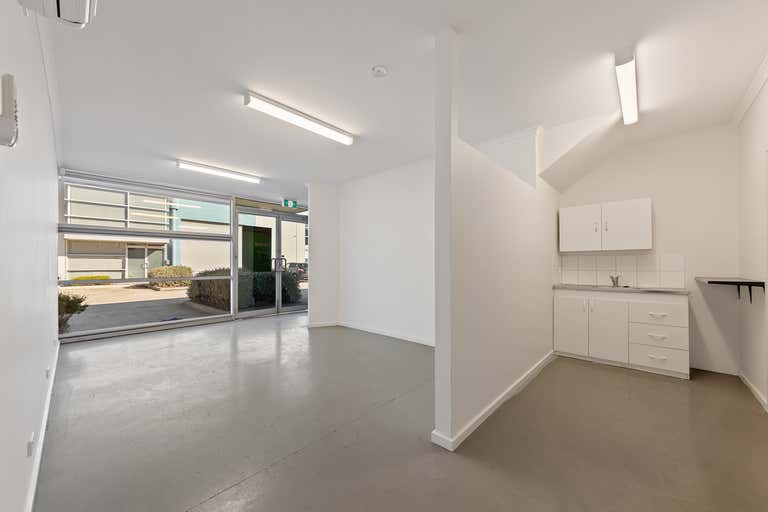9/37-39 Little Boundary Road Laverton North VIC 3026 - Image 4