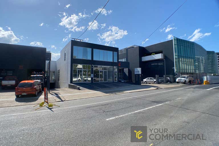 1B/54 Doggett Street Newstead QLD 4006 - Image 2