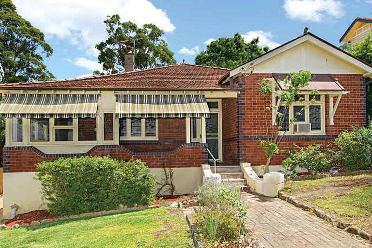 15 HILLCREST ROAD Pennant Hills NSW 2120 - Image 1