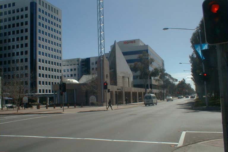 Novell House, Suite 04 Level 5, 71 Northbourne Avenue City ACT 2601 - Image 4