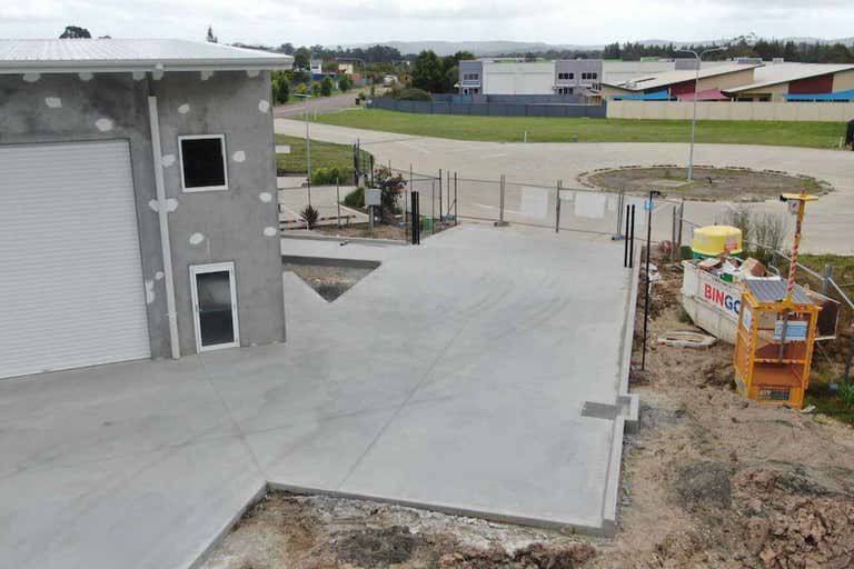 1/31b Amsterdam Circuit Wyong NSW 2259 - Image 3