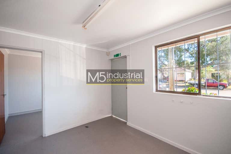 1/20 Woodfield Boulevard Caringbah NSW 2229 - Image 3