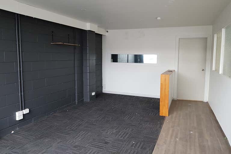 1/27-29 New Street Frankston VIC 3199 - Image 2