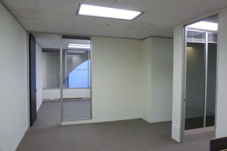 Suite 3, Level 6, 3 Bowen Crescent Melbourne VIC 3000 - Image 2