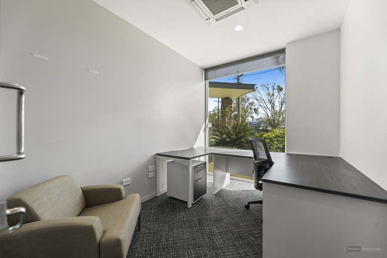 2/102 Herries Street East Toowoomba QLD 4350 - Image 3