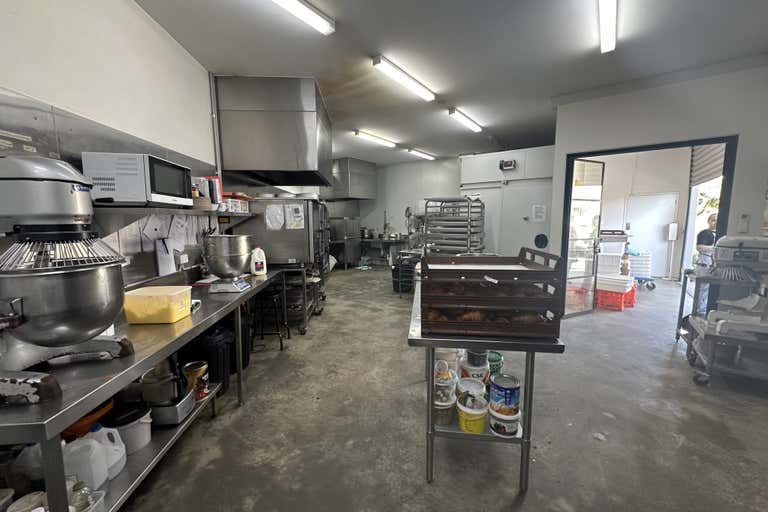 8/167 Hyde Street Yarraville VIC 3013 - Image 3