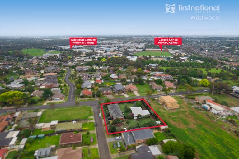 31 Chirnside Avenue Werribee VIC 3030 - Image 3