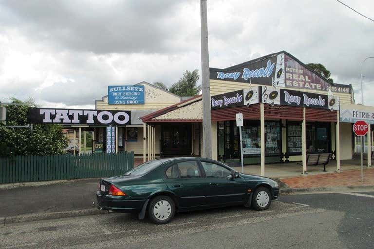 Cookes Corner, 7/1 Dayboro Road Petrie QLD 4502 - Image 2
