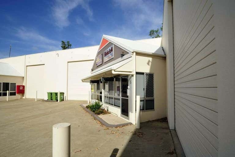 Unit 6/5 Commerce Court Noosaville QLD 4566 - Image 1
