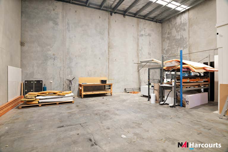 2/27 Fullarton Rd Epping VIC 3076 - Image 4