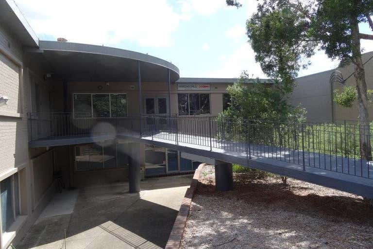 Unit  2., 35 King Road Hornsby NSW 2077 - Image 4