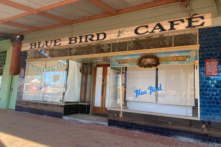 Blue Bird Cafe, 104 Green Street Lockhart NSW 2656 - Image 2