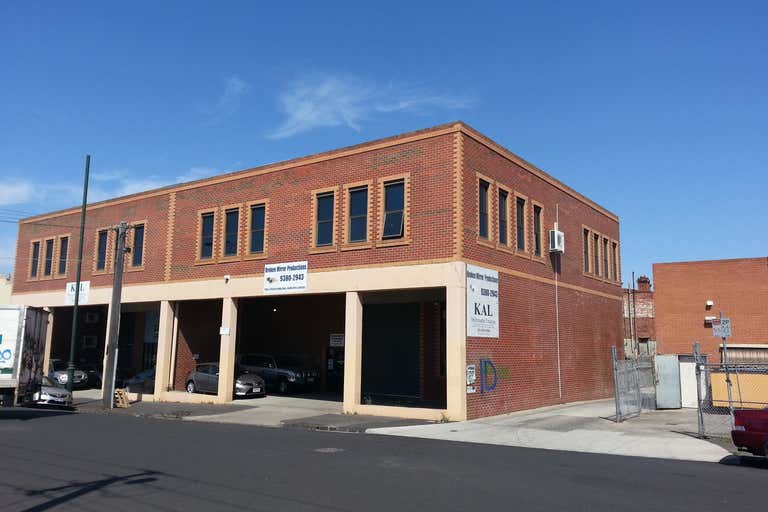 Upstairs 2C Staley Street Brunswick VIC 3056 - Image 1