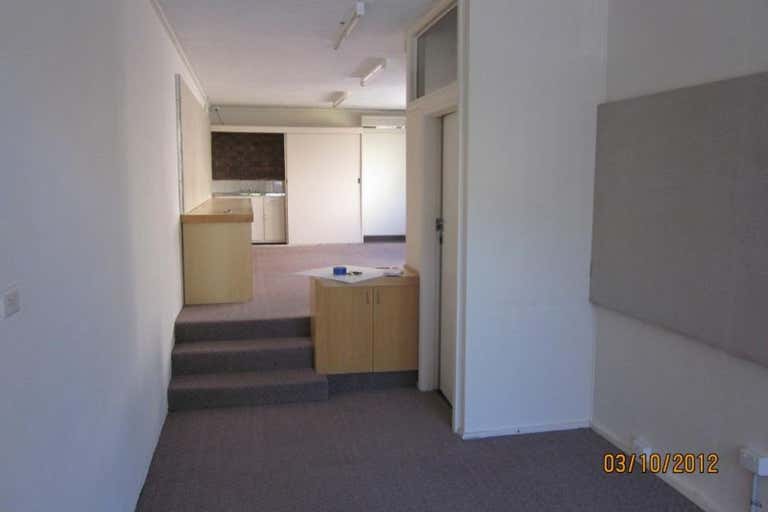 80 YARRA STREET Heidelberg VIC 3084 - Image 4