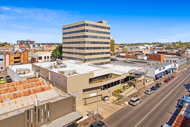 7/10 Russell Street Toowoomba City QLD 4350 - Image 3