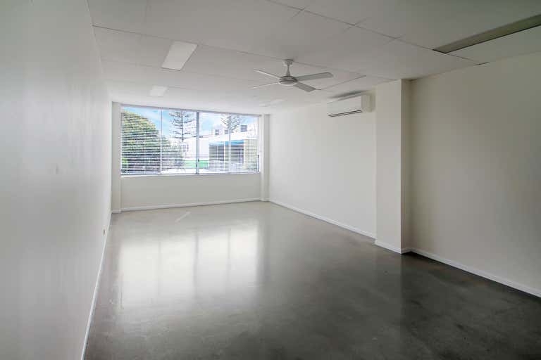 7/10 Grebe Street Peregian Beach QLD 4573 - Image 3