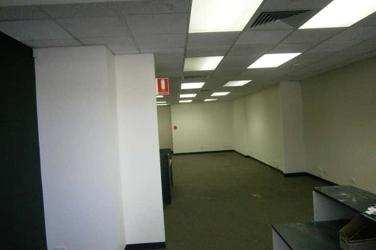 110 Hutt Street (Tenancy 2) Adelaide SA 5000 - Image 3