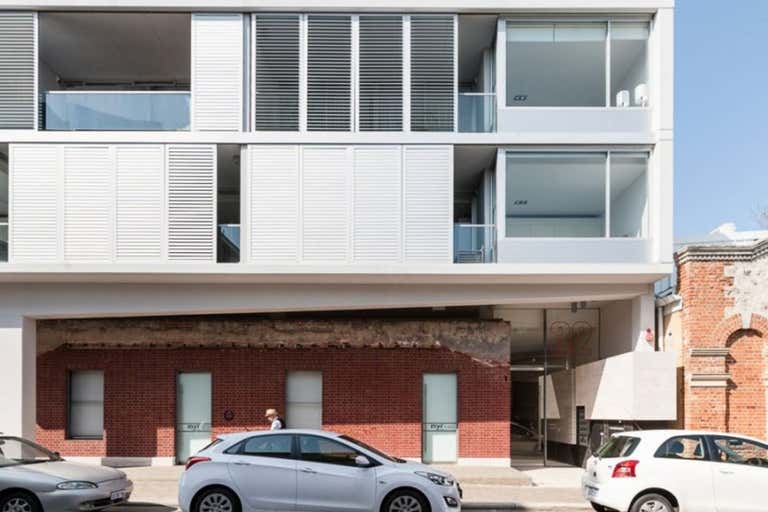 11/32 Henry Street Fremantle WA 6160 - Image 1