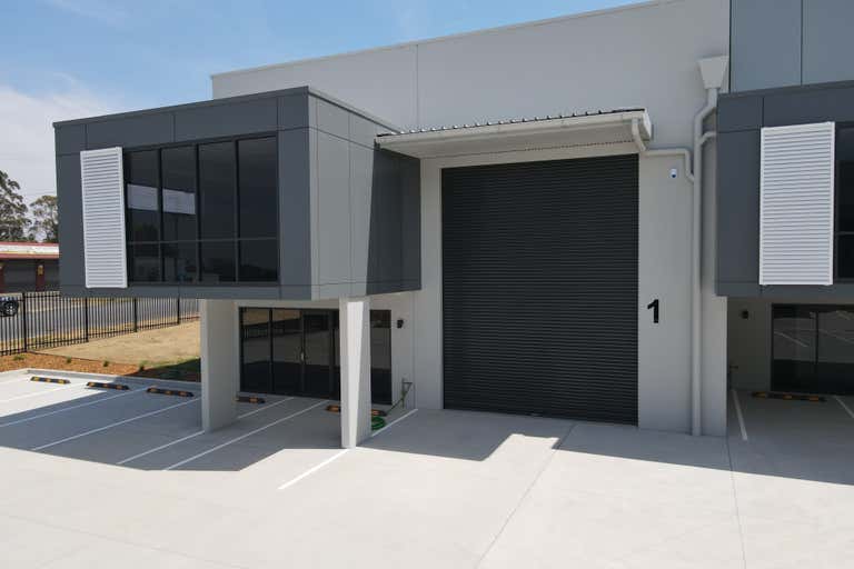 Unit 1, 20 Concorde Way Bomaderry NSW 2541 - Image 3
