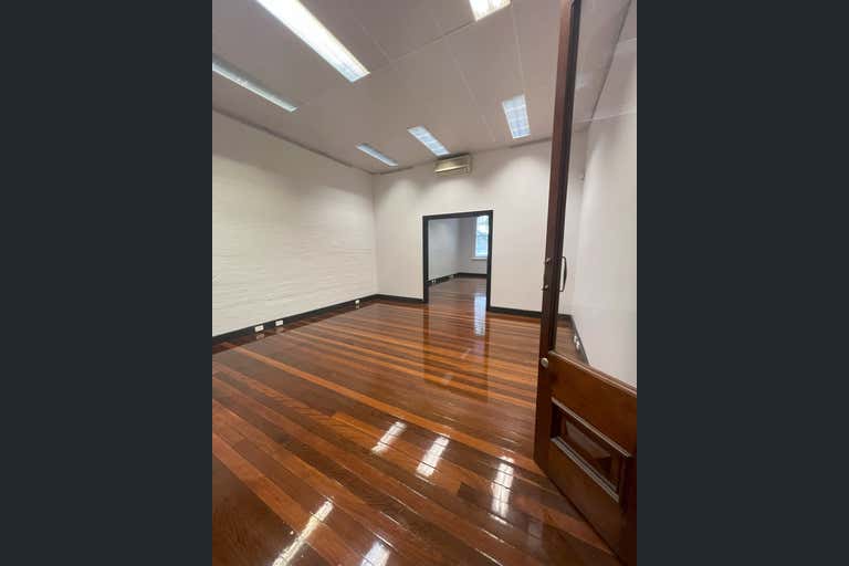 LEASE R, 129 Margaret Street Brisbane City QLD 4000 - Image 2