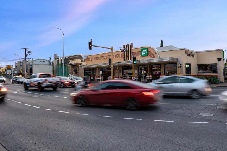 Coles Group Liquor and Hampstead Hotel , 143 North East Road Collinswood SA 5081 - Image 4