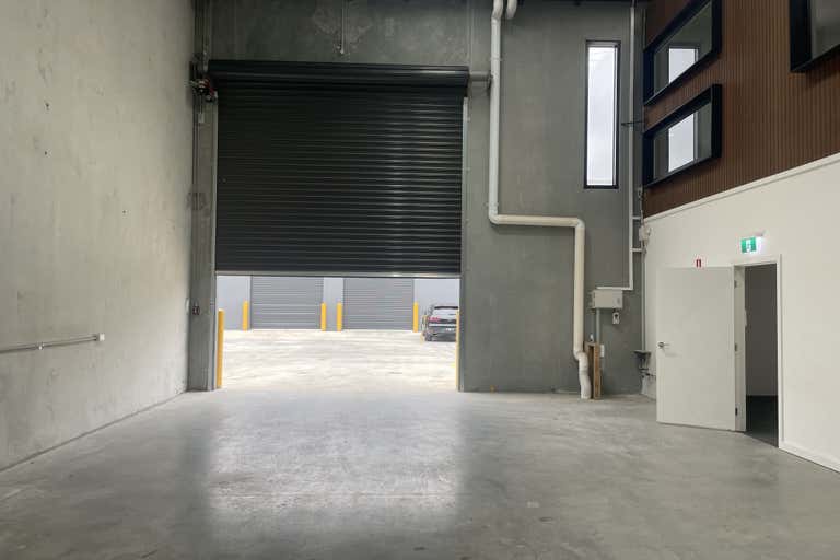 10/46 Aylesbury  Drive Altona VIC 3018 - Image 3