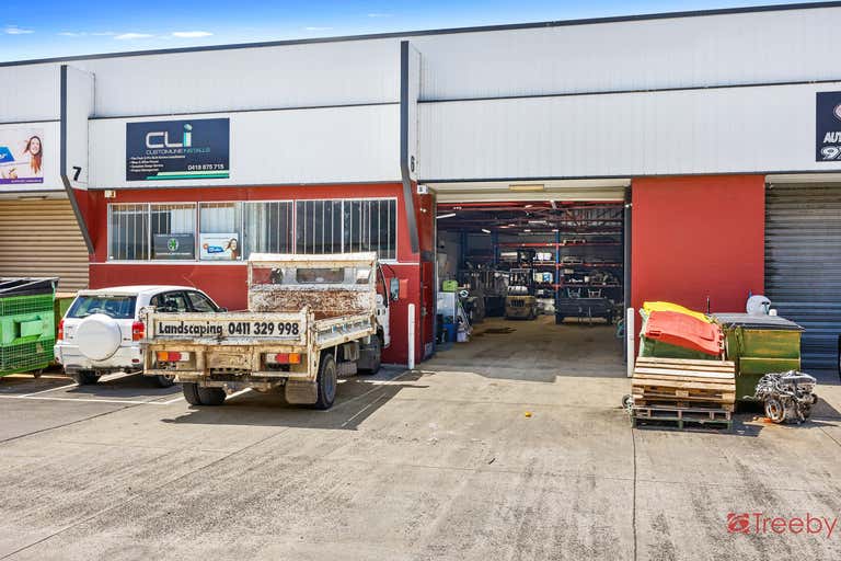 Sold Industrial & Warehouse Property at 6/25-35 Lusher road, Croydon