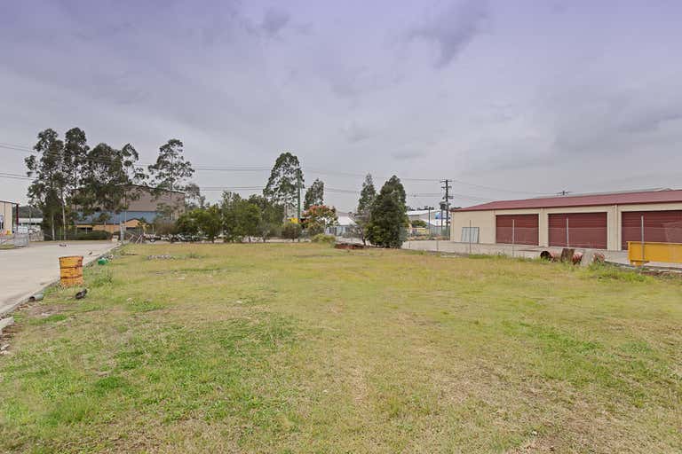 9 Shipley Drive Rutherford NSW 2320 - Image 2
