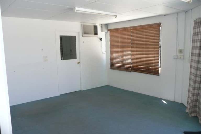 3/33 Expansion Street Molendinar QLD 4214 - Image 4