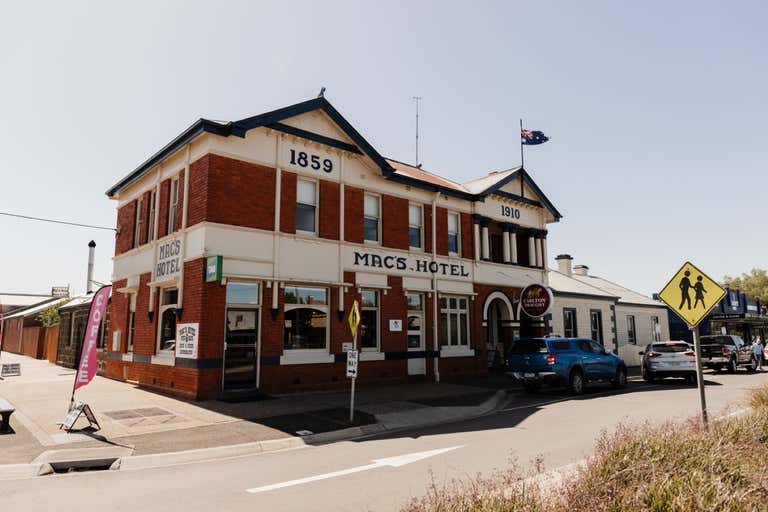 Macs Hotel Mortlake, 90 Dunlop Street Mortlake VIC 3272 - Image 1