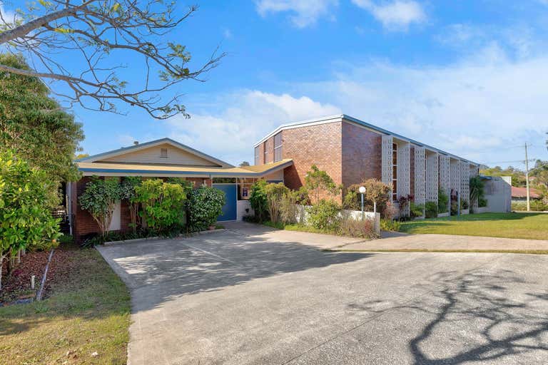 27  McIlwraith St Everton Park QLD 4053 - Image 2