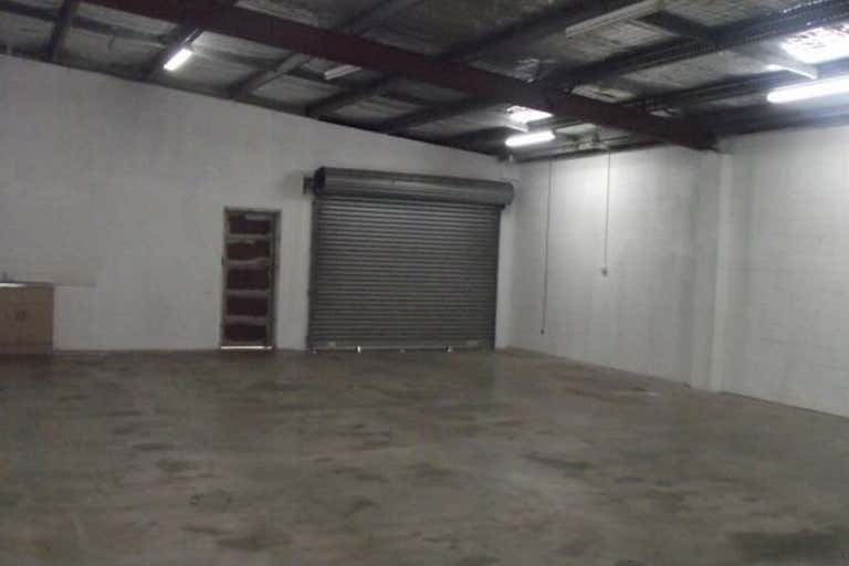 Shop 1b, 233 Musgrave Street Berserker QLD 4701 - Image 4