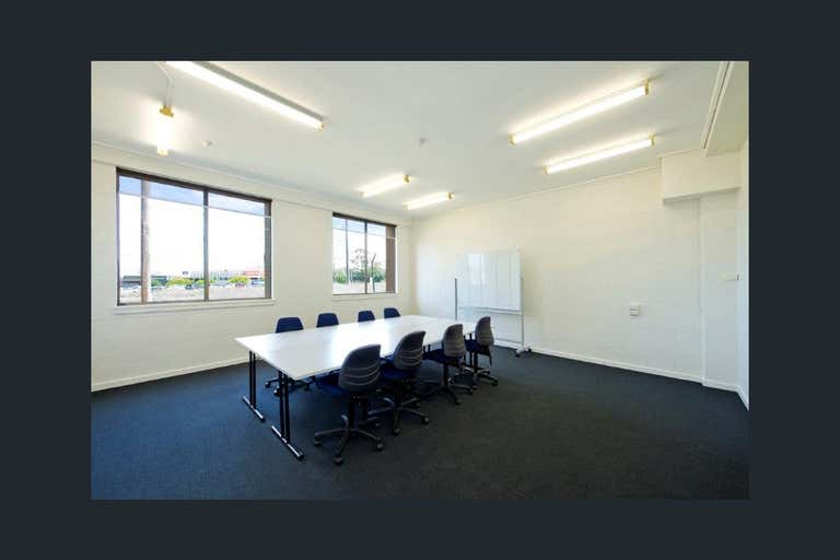 Northlink Offices, Suite 12, 17 Comalco Crt Thomastown VIC 3074 - Image 4