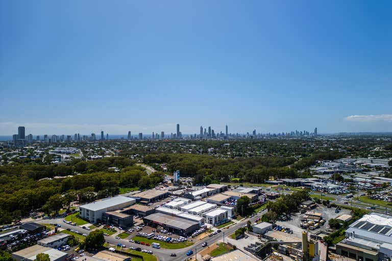9/5 Bailey Crescent Southport QLD 4215 - Image 1