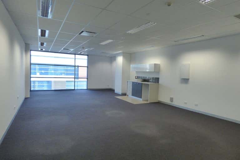 Suite 35, 574 Plummer Street Port Melbourne VIC 3207 - Image 4