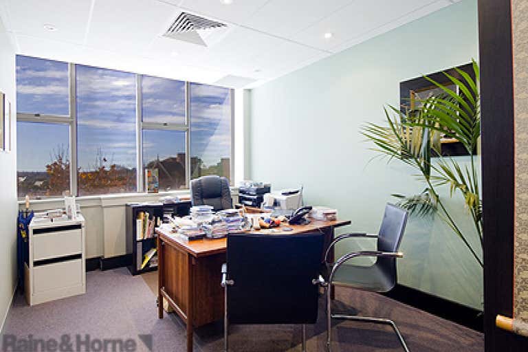 Suite 404, 10-12 Clarke Street Crows Nest NSW 2065 - Image 3