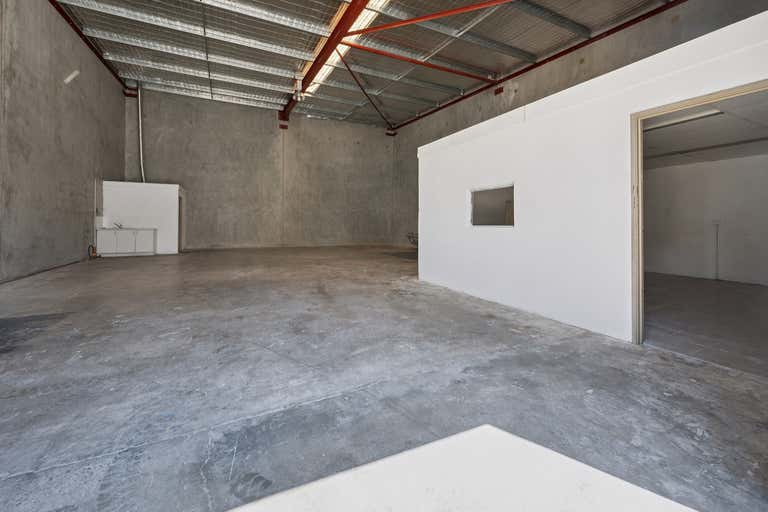 2/12 Hines Road O'Connor WA 6163 - Image 2