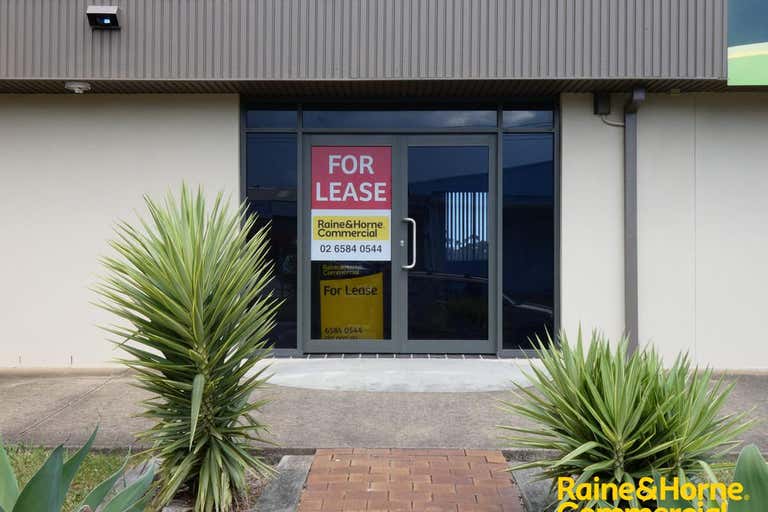 Unit 4, 146 Lake Road Port Macquarie NSW 2444 - Image 1
