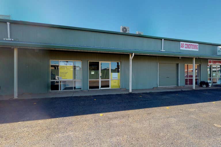 2/12 Young Street Dubbo NSW 2830 - Image 1