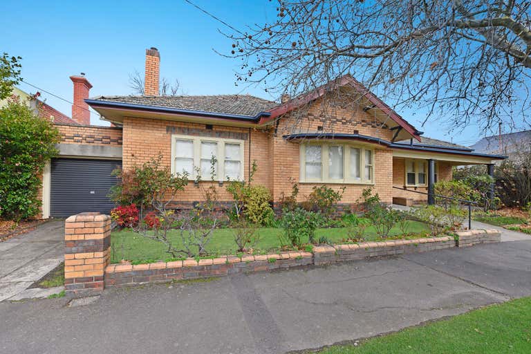 707 Mair Street Ballarat Central VIC 3350 - Image 2