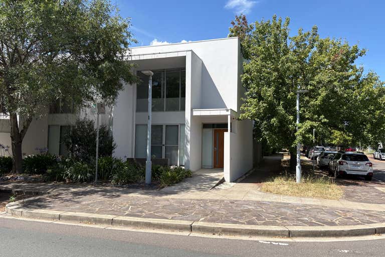 71 Printers Way Kingston ACT 2604 - Image 1
