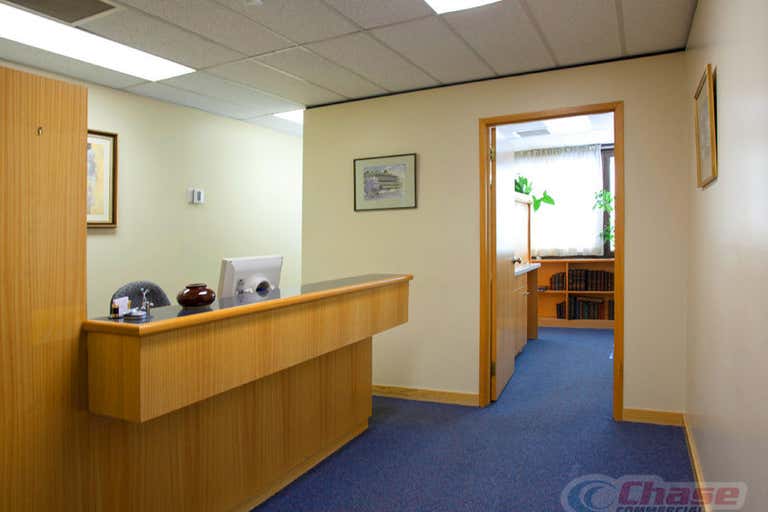 Need a suite with 2 car parks within minutes of hospitals and CBD?, Watkins Medical Centre, 343/225 Wickham Terrace Spring Hill QLD 4000 - Image 4